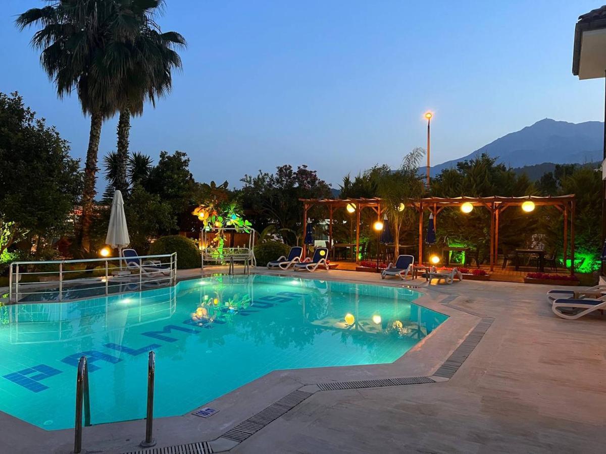 Palma Rosa Hotel Camyuva ภายนอก รูปภาพ